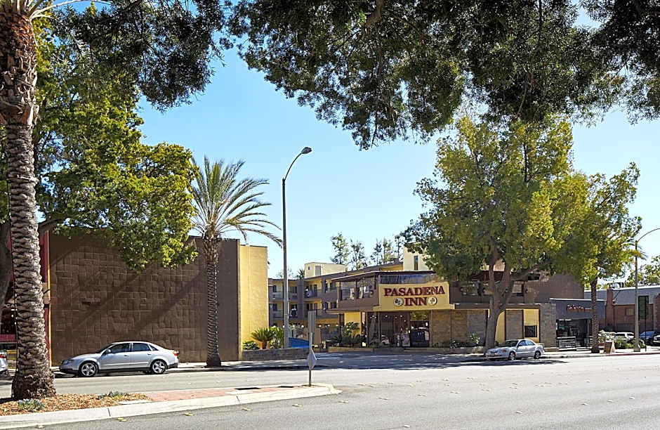 GreenTree Pasadena Inn