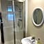 Oakwood Bed and Breakfast Heathrow
