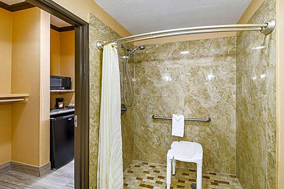 Quality Inn & Suites Lubbock South
