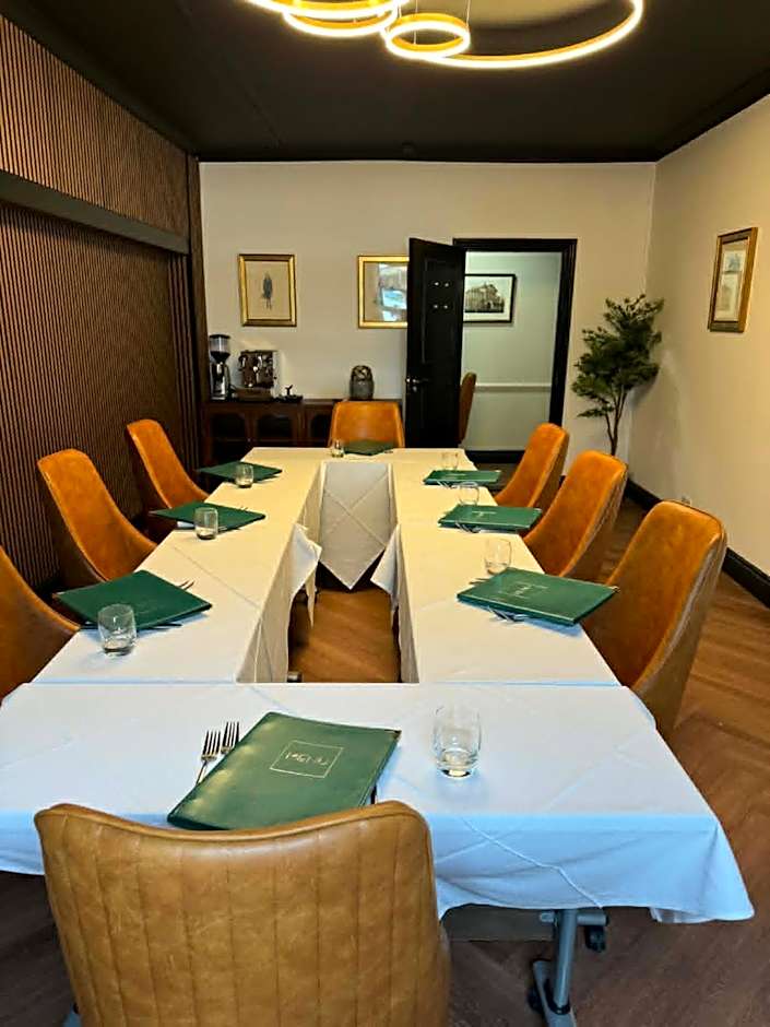 Ramada by Wyndham Cheltenham