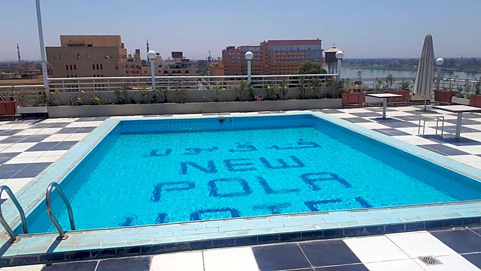 New Pola Hotel
