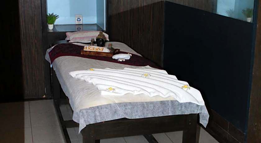 Pride Plaza Hotel Ahmedabad