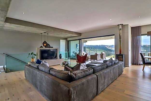 Villa Pacifico - 4BR Hilltop Lux Pool & View