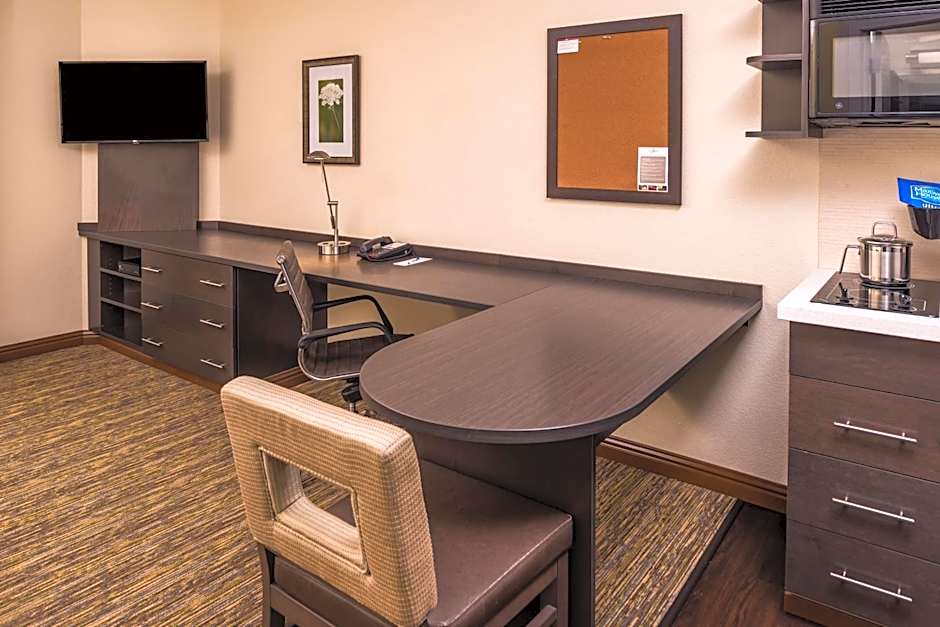 Candlewood Suites Kansas City By IHG