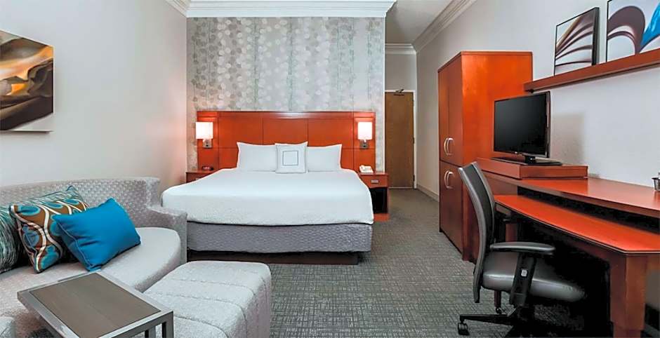 Courtyard by Marriott Orlando Lake Mary/North