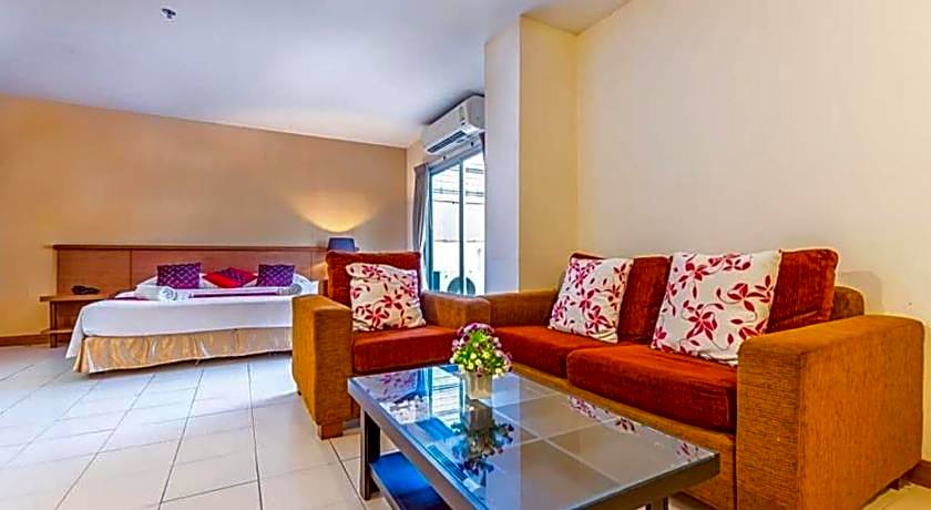 Eastiny Plaza hotel