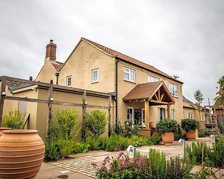 The Three Horseshoes