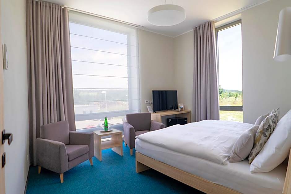 Hotel Vinice Hnanice