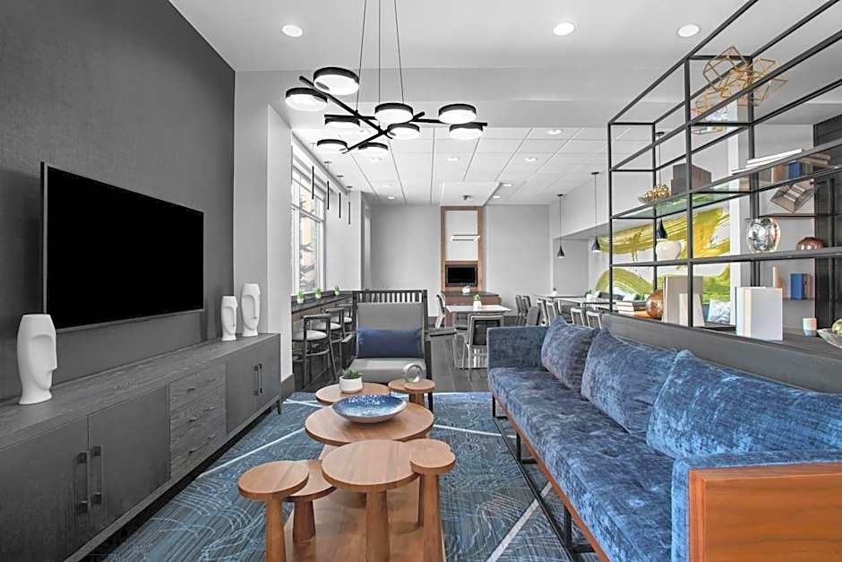 Renaissance by Marriott Indianapolis North Hotel