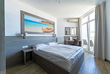 Double Room with Sea and Lake View