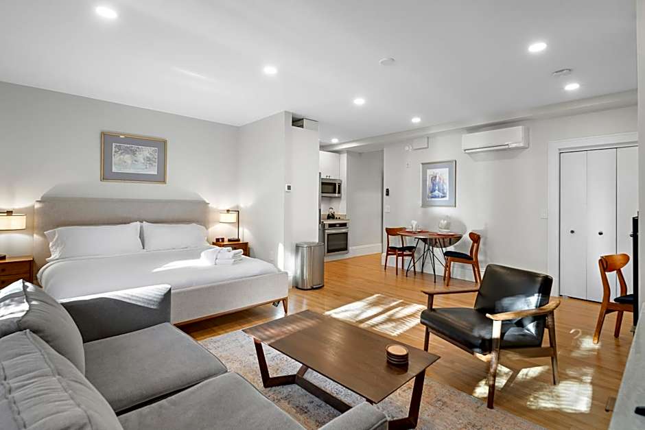 Charlesgate Suites