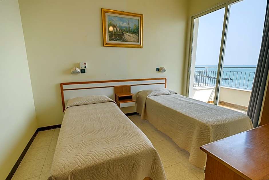 Hotel Classic - Azzurro Club