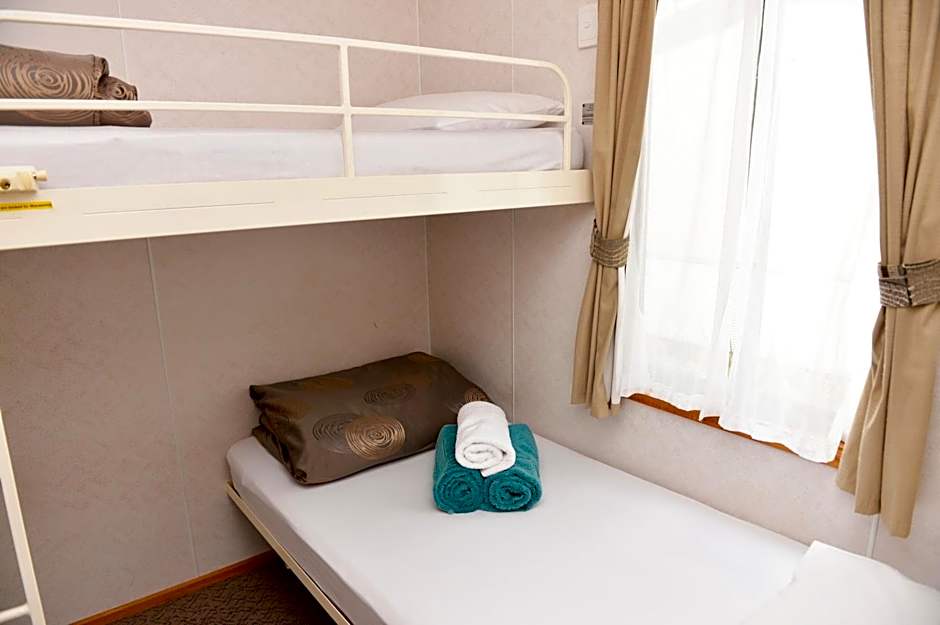 Riverside Cabin Park