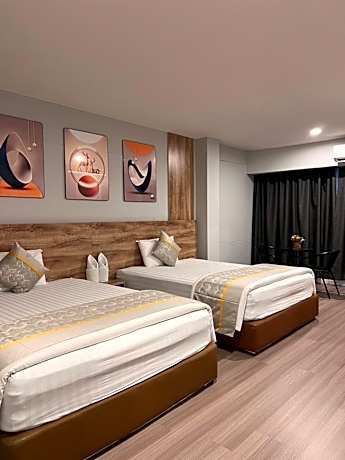 Queen Room with Two Queen Beds