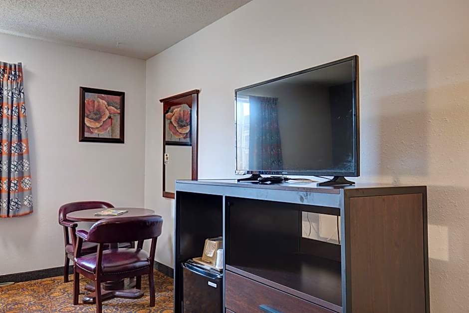 Howard Johnson by Wyndham Branson Theatre District