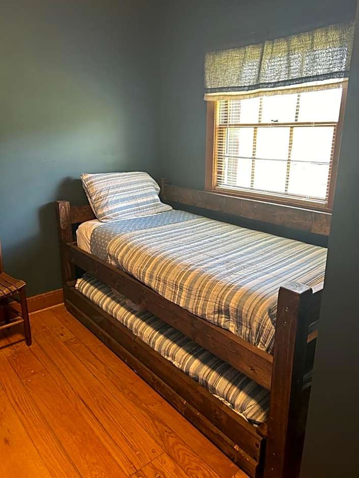 Springmaid Mountain Retreat & Stables