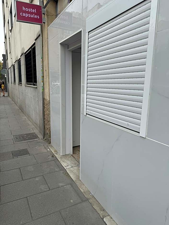 min hostel reverencia