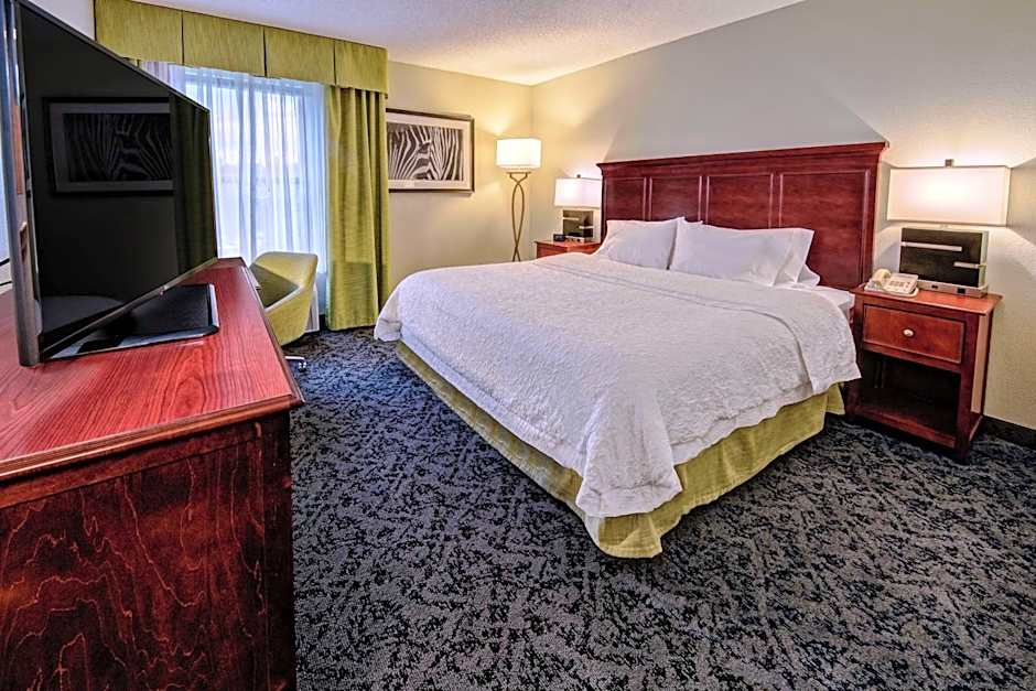 Hampton Inn By Hilton Charlotte/Matthews