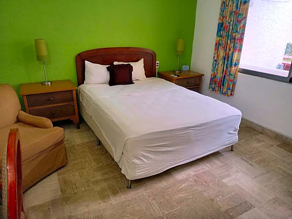 Nirvana Hotel & Hostel - Cancun Hotel Zone – Cancun, TX