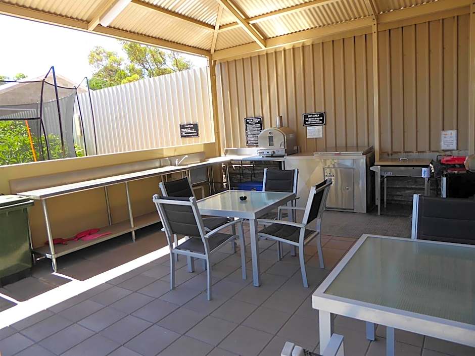 Streaky Bay Motel and Villas