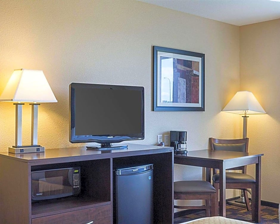 Quality Inn & Suites