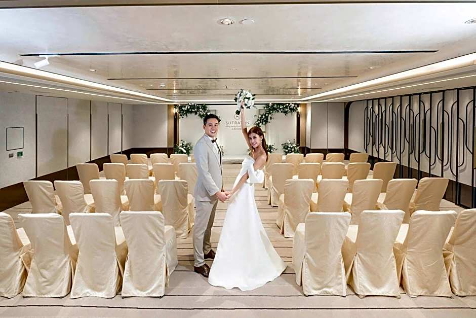 Sheraton Hong Kong Hotel And Towers