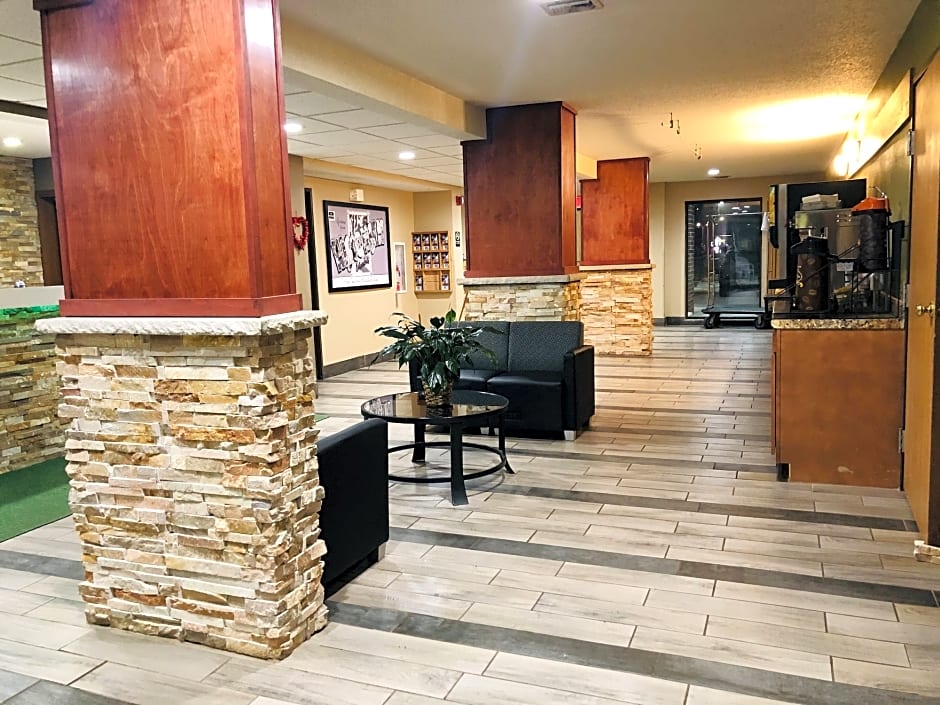 Boarders Inn & Suites by Cobblestone Hotels – Columbus