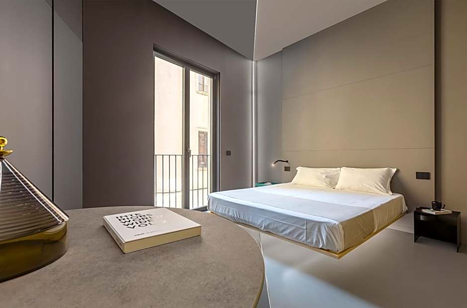 Fiveplace Design Suites & Apartments