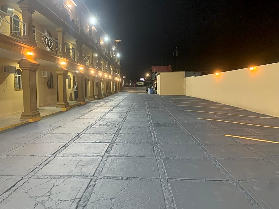 Hotel Los Arcos
