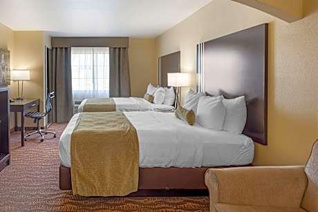 2 Queen Beds No-Smoking Room