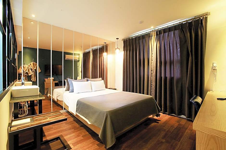 Chuncheon Urbane Hotel