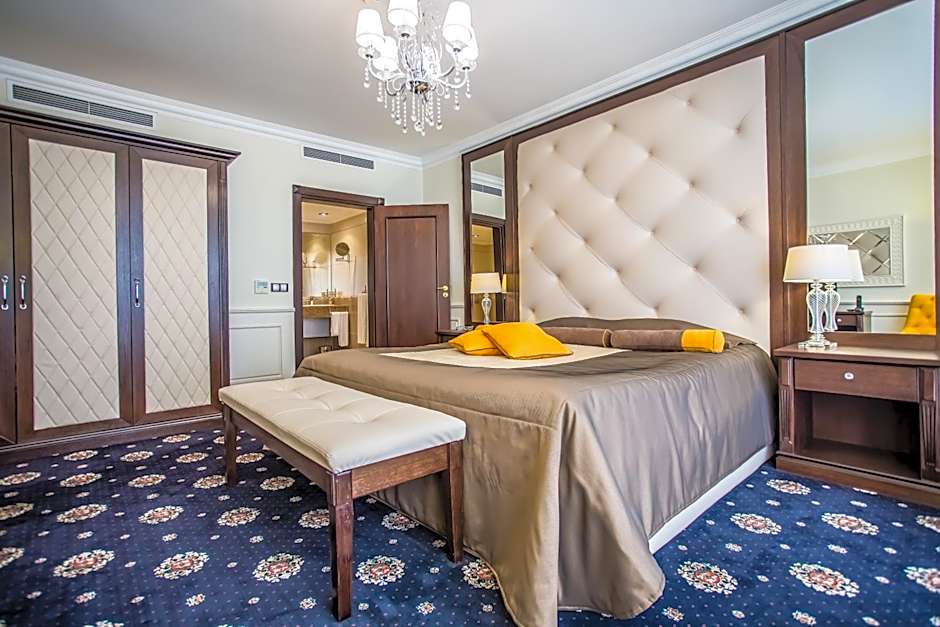 Hotel Palace Marina Dinevi