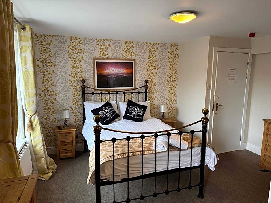 The Black Swan Hotel