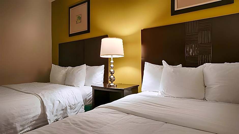 Best Western Douglas Inn & Suites