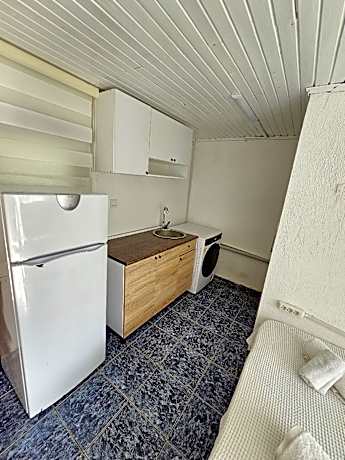 Garden Floor Economic Flat