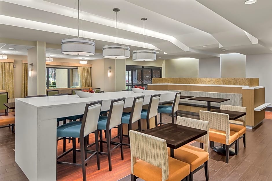 Hampton Inn Richmond-SW Hull Street