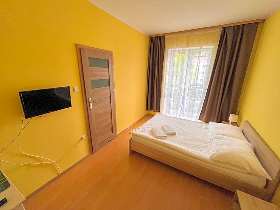Hostel DV Morski - z prywatnymi łazienkami