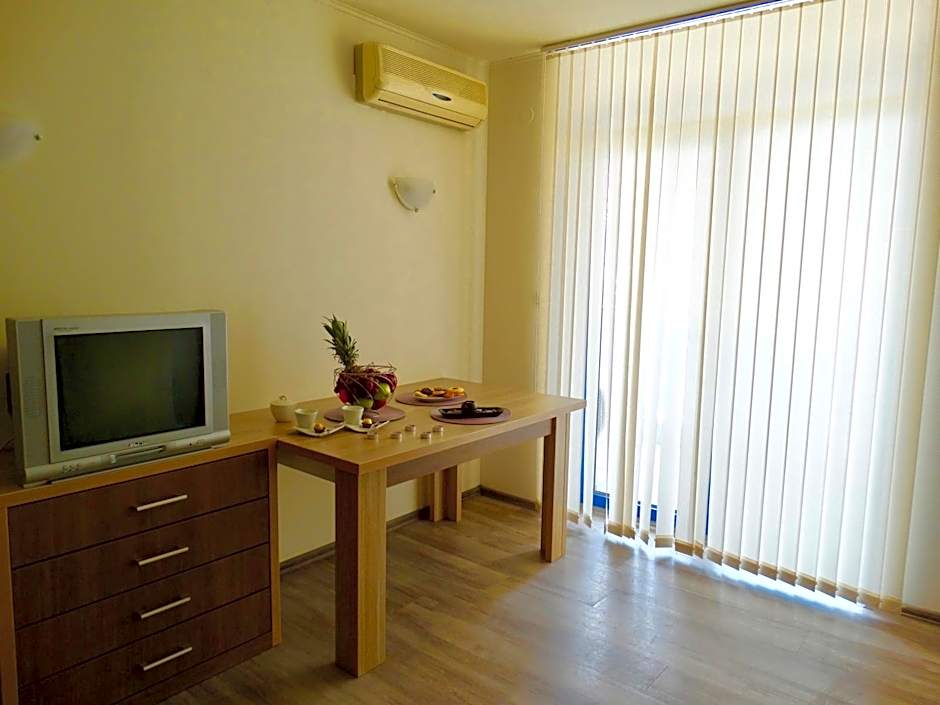 Rainbow 1 Holiday Complex