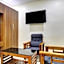 Super Hotel O Crystal Executive Suites