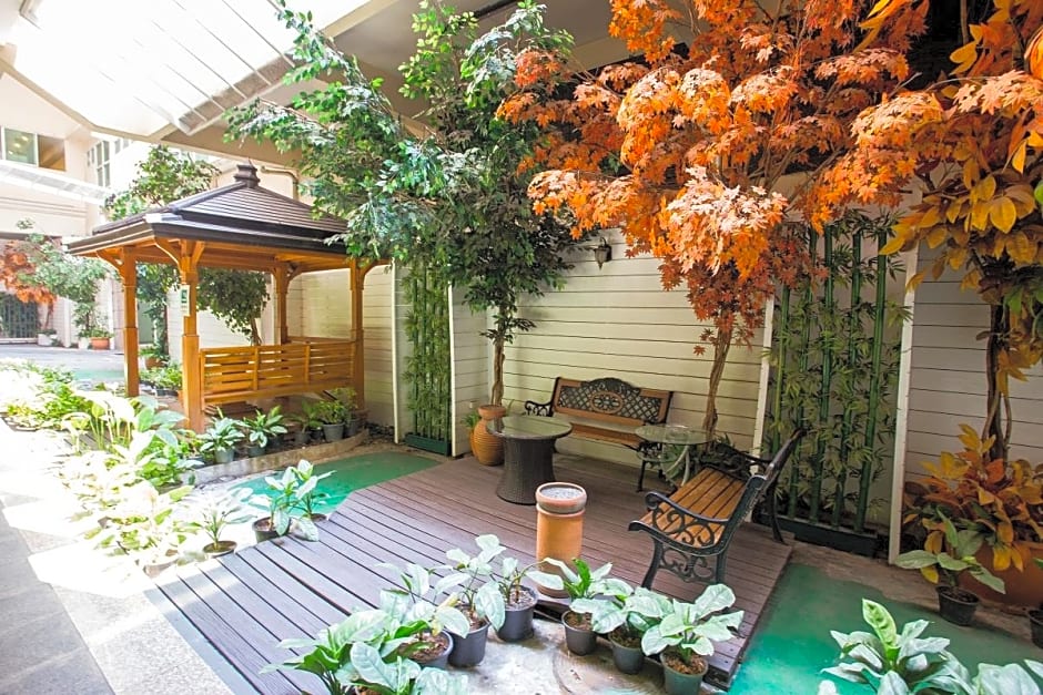 Hope Land Hotel  Sukhumvit 46/1