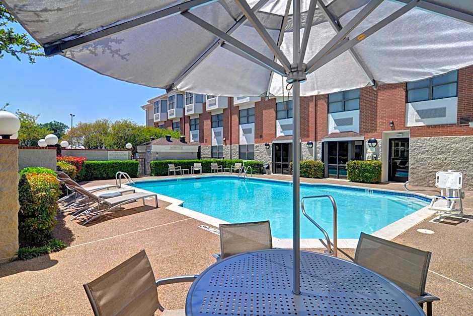 SpringHill Suites by Marriott Dallas NW Highway at Stemmons/I-35E