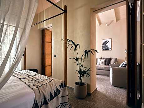 Deluxe Suite with Sea View