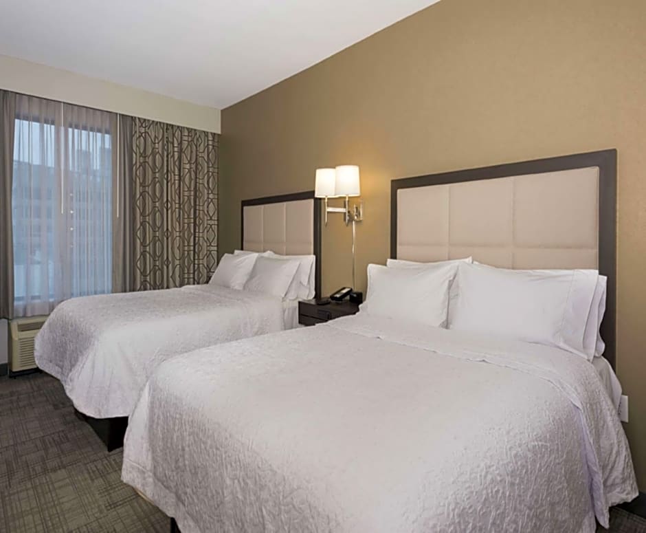 Hampton Inn By Hilton and Suites Minneapolis University Area, MN