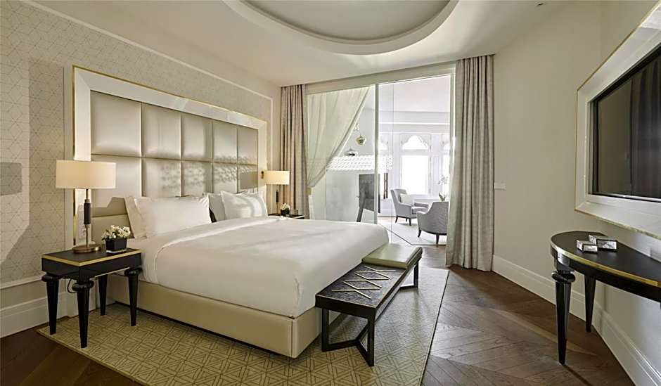 Parisi Udvar Hotel Budapest, part of Hyatt