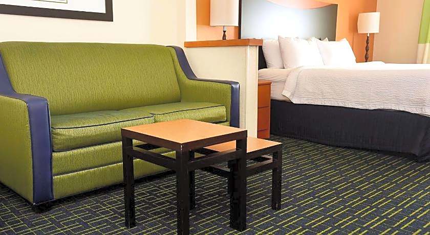 AmericInn by Wyndham Topeka