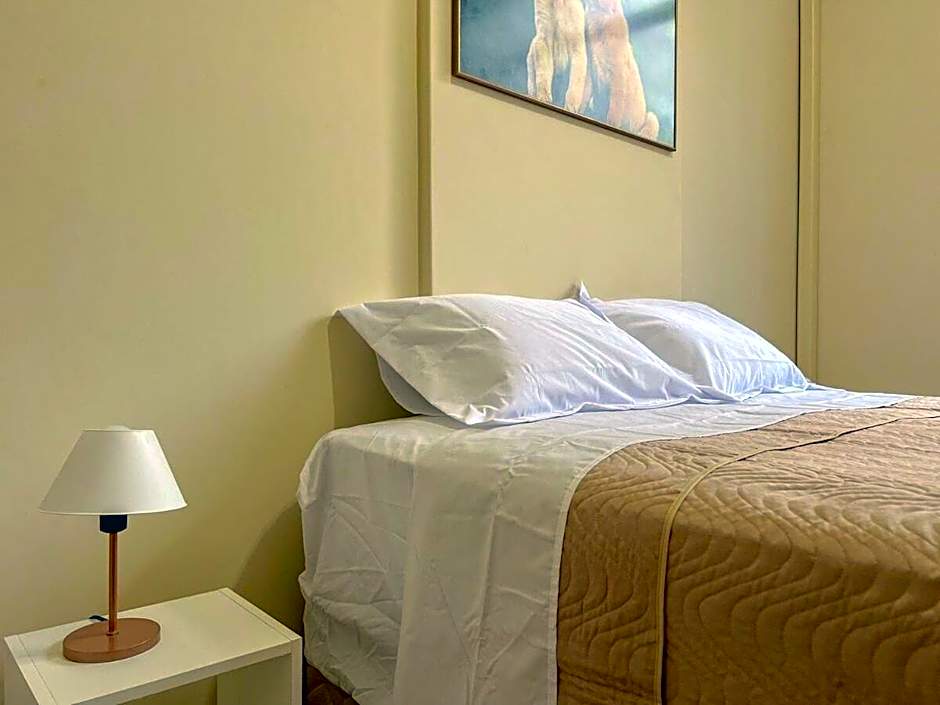 Apto completo em Copacabana