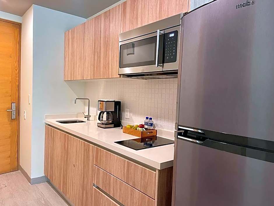 The Boat Condo by Andiani Travel