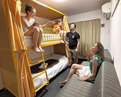 【Western-Style Room with Shared Bathroom】 for 3 person
