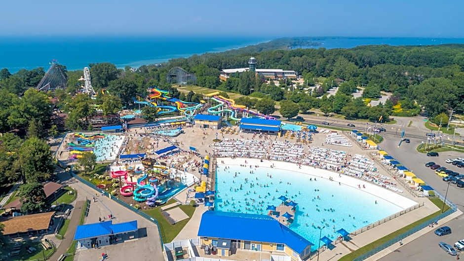 Courtyard by Marriott Erie Bayfront