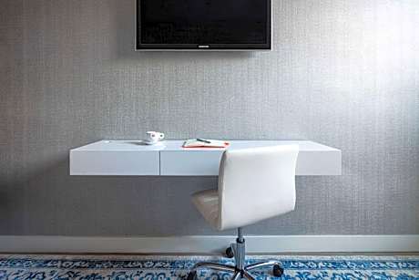 Double Room with Two Double Beds - Silver